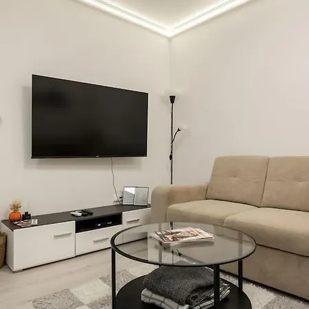 Kv Luxury Apartman Debrecen Exterior photo